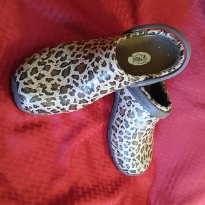 Women's Garden Clog
